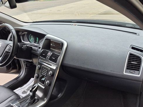 Used 2015 Volvo XC60 T5 Premier FWD image 58