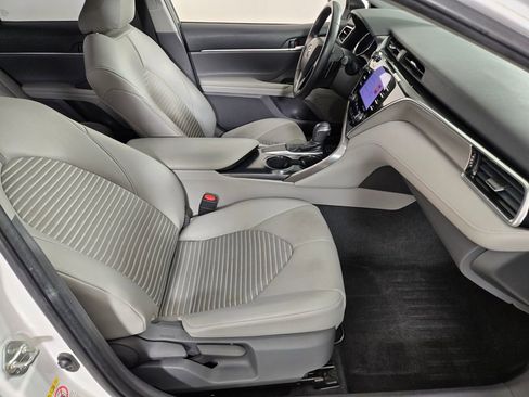 Used 2018 Toyota Camry SE w/ Audio Package FWD image 21