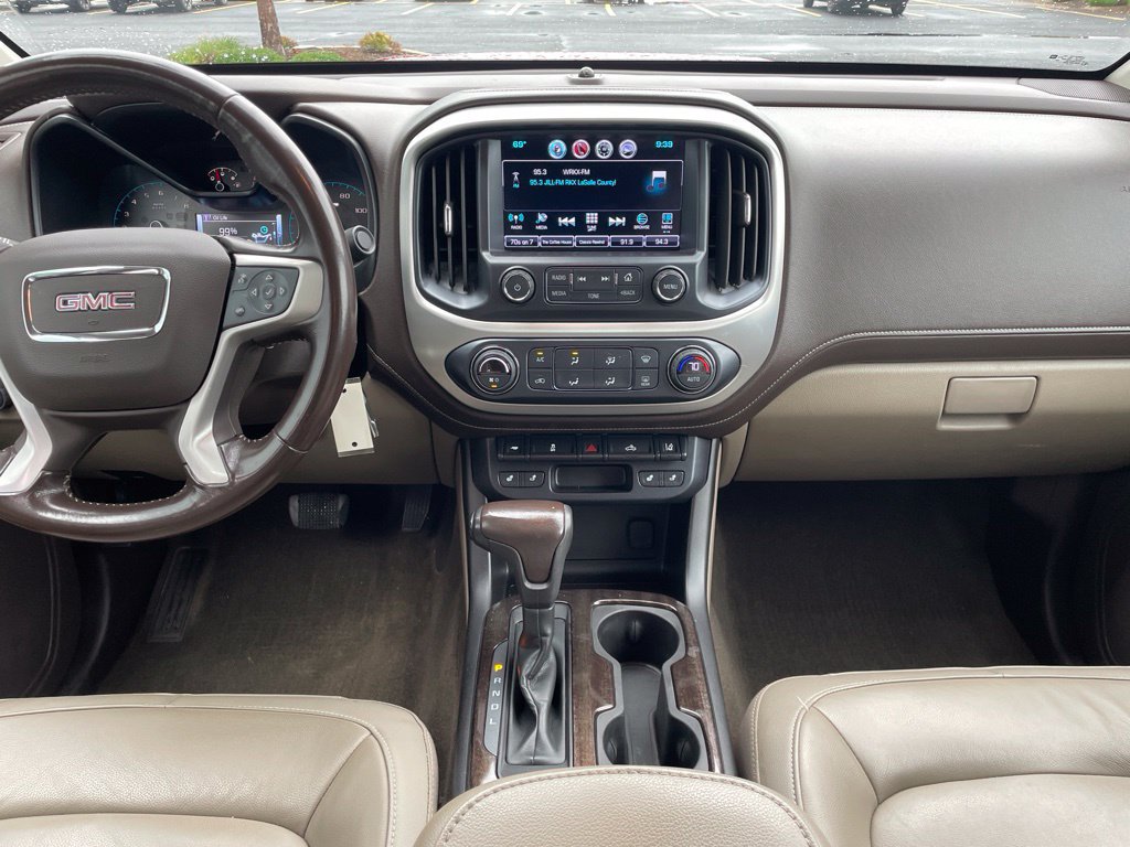 Used 2017 GMC Canyon SLT w/ Driver Alert Package AWD/4WD image 11
