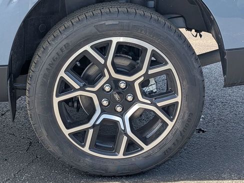 New 2025 Ford Maverick Lariat AWD/4WD image 16