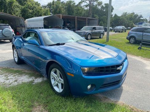 Used 2010 Chevrolet Camaro LT RWD image 5