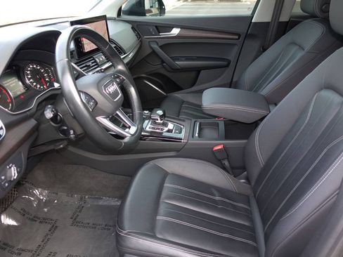 Used 2021 Audi Q5 2.0T Premium w/ Convenience Package AWD/4WD image 28