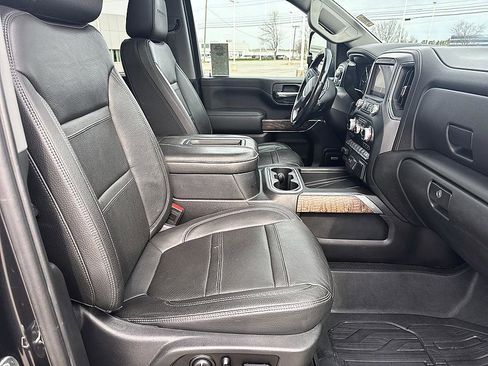 Used 2020 GMC Sierra 3500 Denali w/ Denali Ultimate Package image 21