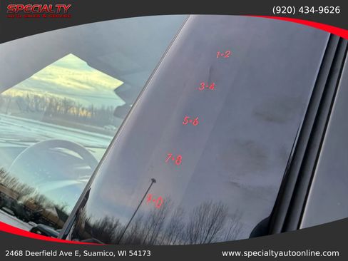 Used 2020 Ford Explorer XLT w/ Equipment Group 202A image 10