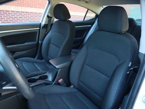 Used 2019 Hyundai Elantra SEL w/ Cargo Package FWD image 18