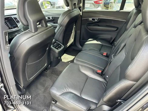 Used 2020 Volvo XC90 T6 Momentum AWD/4WD image 17