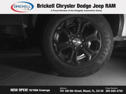 Used 2024 GMC Canyon Elevation image 18