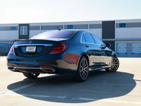 Used 2019 Mercedes-Benz S 560 Sedan image 45