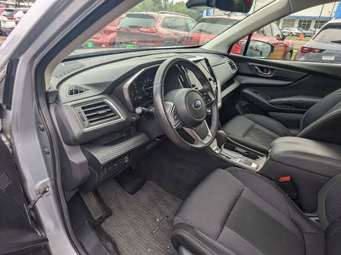 Used 2025 Subaru Ascent Premium AWD/4WD image 8