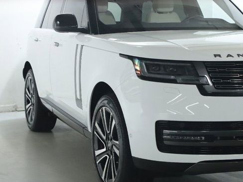 Certified 2023 Land Rover Range Rover SE AWD/4WD image 12