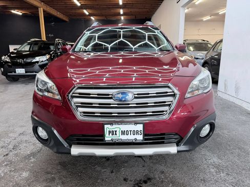 Used 2015 Subaru Outback 2.5i Limited AWD/4WD image 3