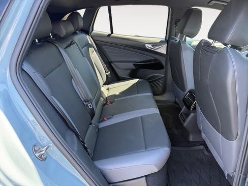 Used 2024 Volkswagen ID.4 S RWD image 18
