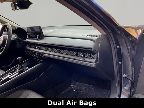 Used 2024 Honda Accord EX image 23