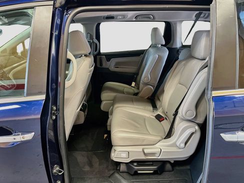 Used 2024 Honda Odyssey Touring image 25