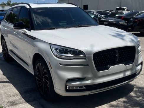 Used 2022 Lincoln Aviator Reserve w/ Equipment Group 201A AWD/4WD image 5