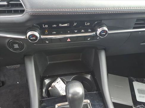 Used 2025 MAZDA MAZDA3 s FWD image 27