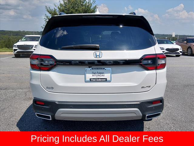 Used 2025 Honda Pilot Elite image 4