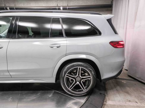 Certified 2026 Mercedes-Benz GLS 450 4MATIC image 8