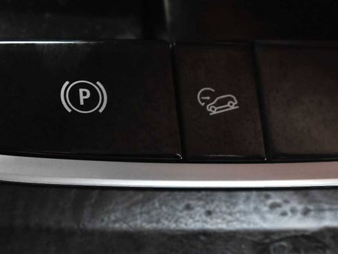 Used 2021 BMW X5 xDrive40i w/ Premium Package image 29