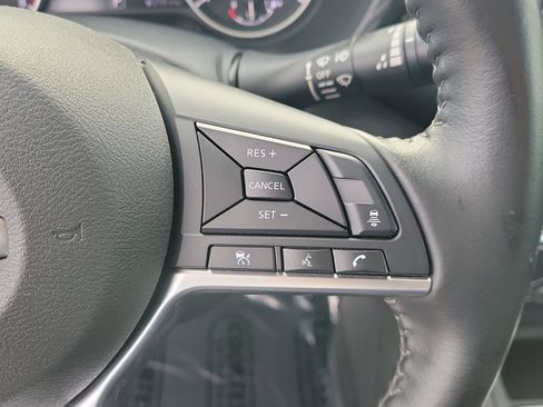 Certified 2023 Nissan Sentra SV image 26