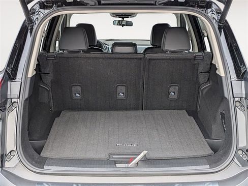 Certified 2023 Nissan Rogue SV w/ SV Premium Package image 30