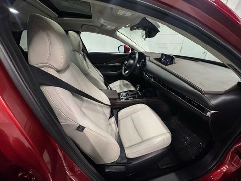 Certified 2025 MAZDA CX-30 AWD 2.5 S w/ Premium Package image 14