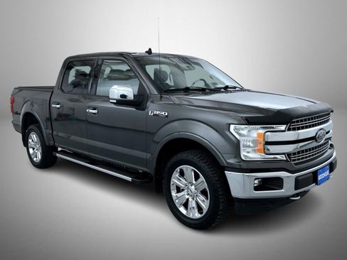 Used 2020 Ford F150 Lariat image 3