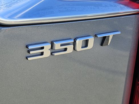 New 2025 Cadillac XT6 Luxury image 11