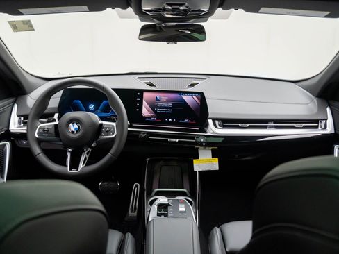 New 2026 BMW X2 xDrive28i w/ M Sport Package image 11