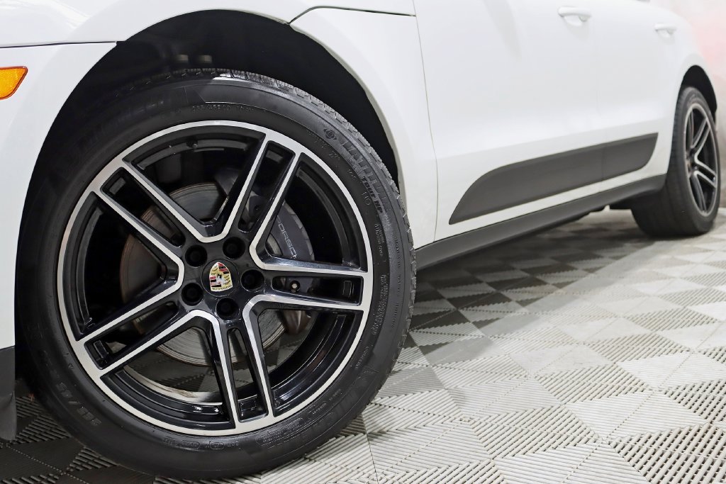 Used 2021 Porsche Macan AWD/4WD image 4