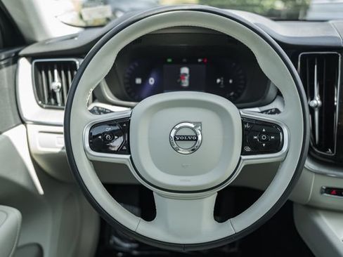 Certified 2024 Volvo XC60 B5 Plus w/ Climate Package AWD/4WD image 30