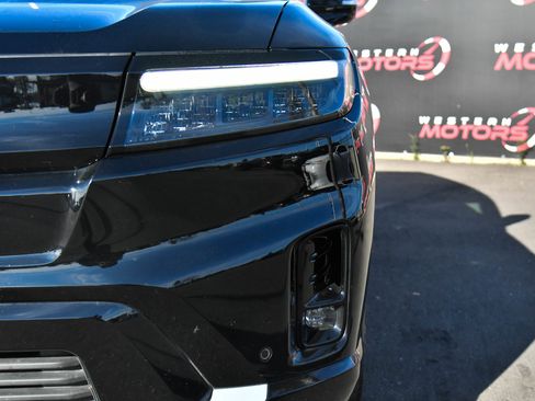 Used 2024 Honda Prologue Touring image 11