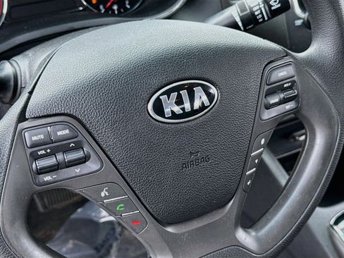 Used 2017 Kia Forte LX w/ LX Popular Package FWD image 12