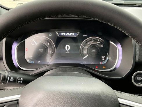New 2026 RAM 1500 Big Horn AWD/4WD image 11