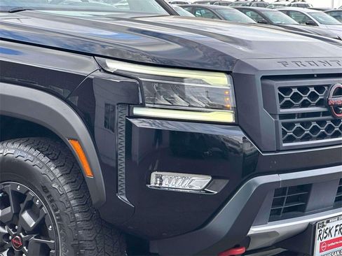 Certified 2022 Nissan Frontier PRO-4X w/ Pro-4X Premium Package image 9