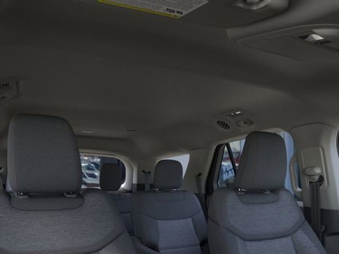 New 2026 Ford Explorer Active image 22