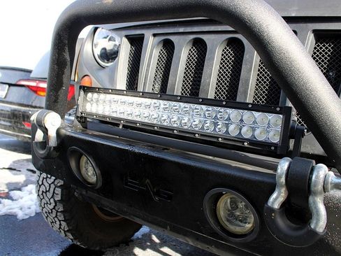 Used 2012 Jeep Wrangler Rubicon image 9