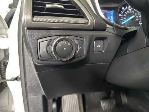 Used 2018 Ford Fusion S FWD image 15