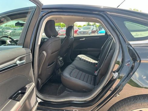 Used 2016 Ford Fusion SE w/ Equipment Group 201A AWD/4WD image 20