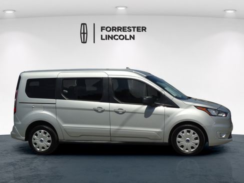 Used 2021 Ford Transit Connect XLT FWD image 2