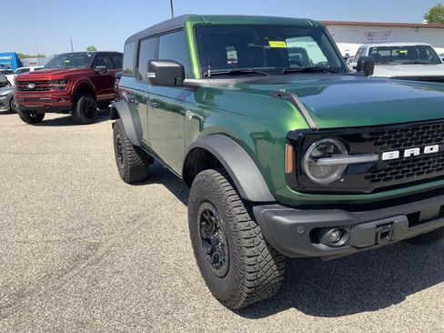 Used 2023 Ford Bronco Wildtrak AWD/4WD image 15