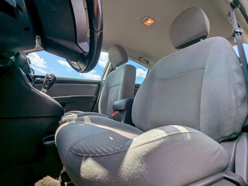 Used 2012 Nissan Sentra 2.0 SR w/ Convenience Pkg FWD image 9
