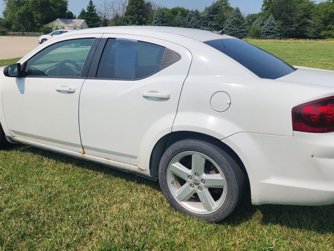 Used 2013 Dodge Avenger SE FWD image 6