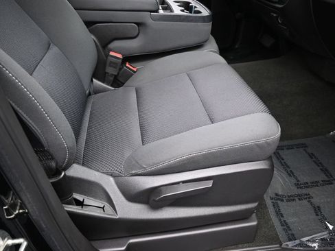 Used 2018 Chevrolet Silverado 1500 LT w/ All Star Edition RWD image 39