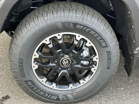 New 2026 Toyota Tundra SR5 AWD/4WD image 10