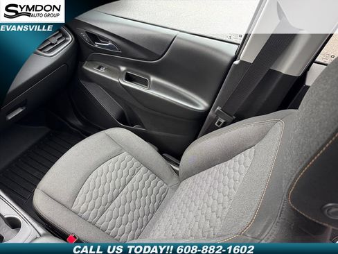 Used 2021 Chevrolet Equinox LT image 17