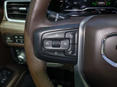 Used 2022 GMC Yukon Denali AWD/4WD image 25