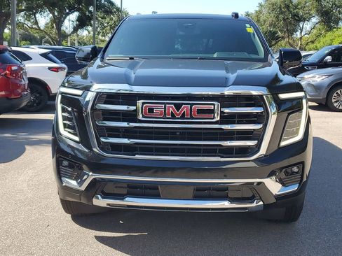 Certified 2025 GMC Yukon XL Elevation AWD/4WD image 9