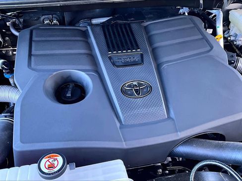 Used 2024 Toyota Tundra SR5 w/ SR5 Convenience Package AWD/4WD image 53