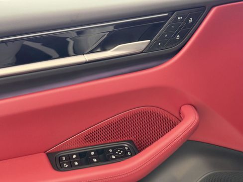 New 2026 Porsche Macan 4S Electric image 14